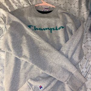Champion sweatshirt, size: small, color: grey/green